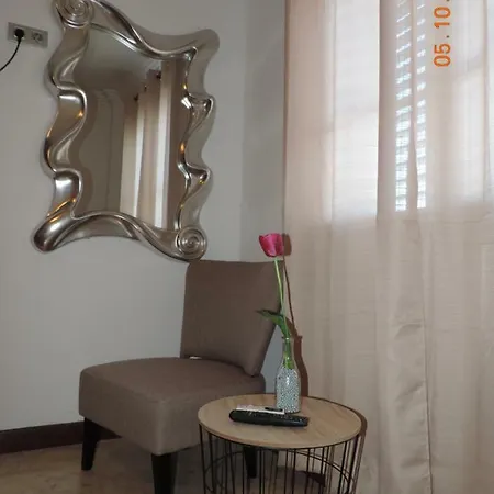 アパート Apartamento Linda's *